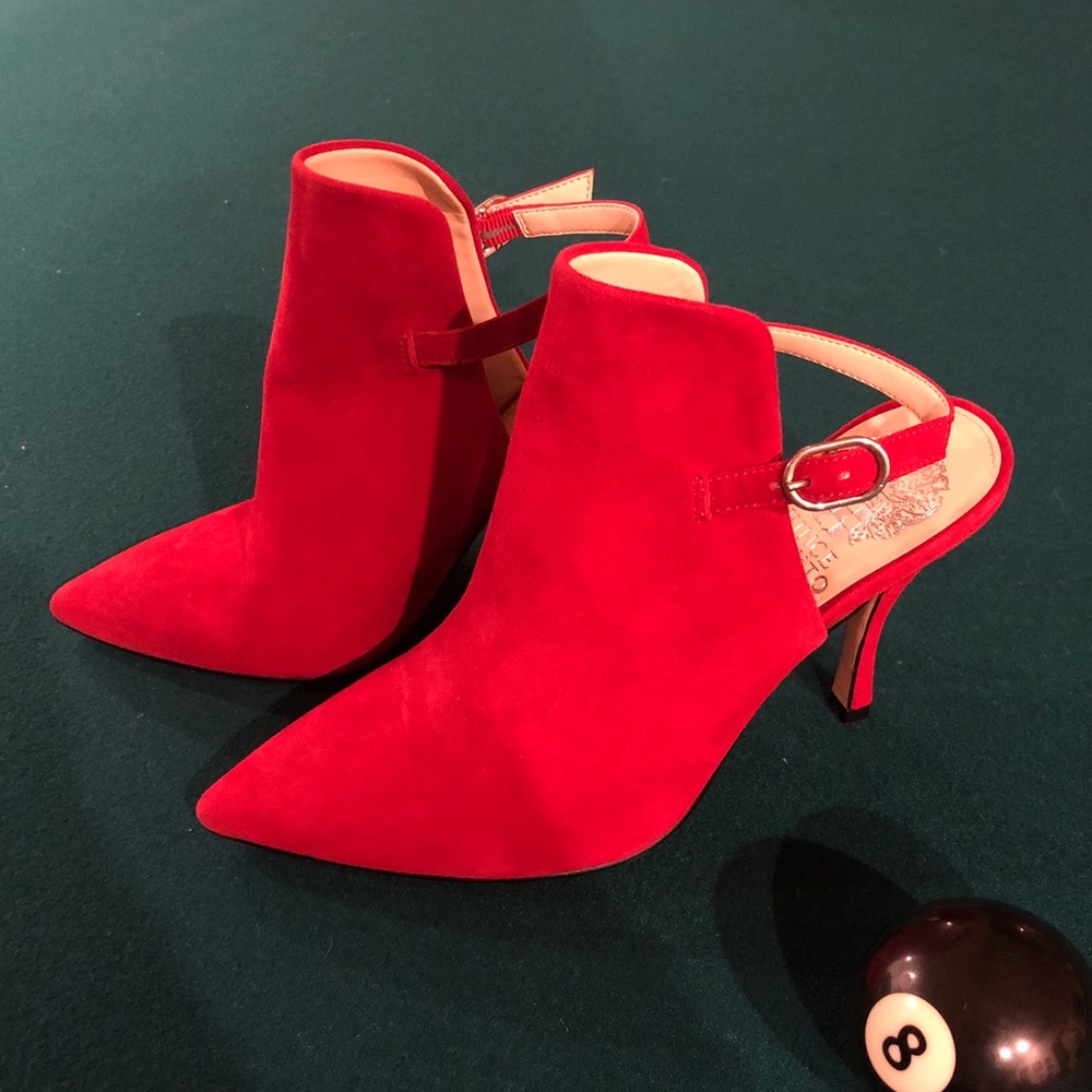 Red suede pointed backless heels, gently used